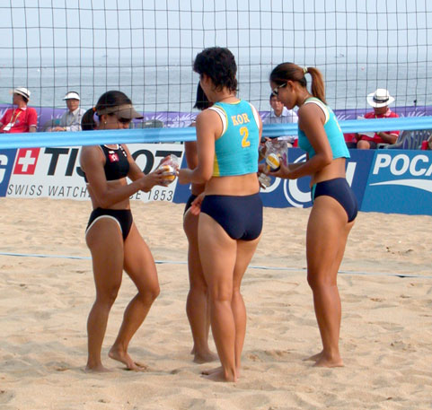 Beach voleyball olympics chinese bikini court