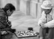menplayingchess2.jpg
